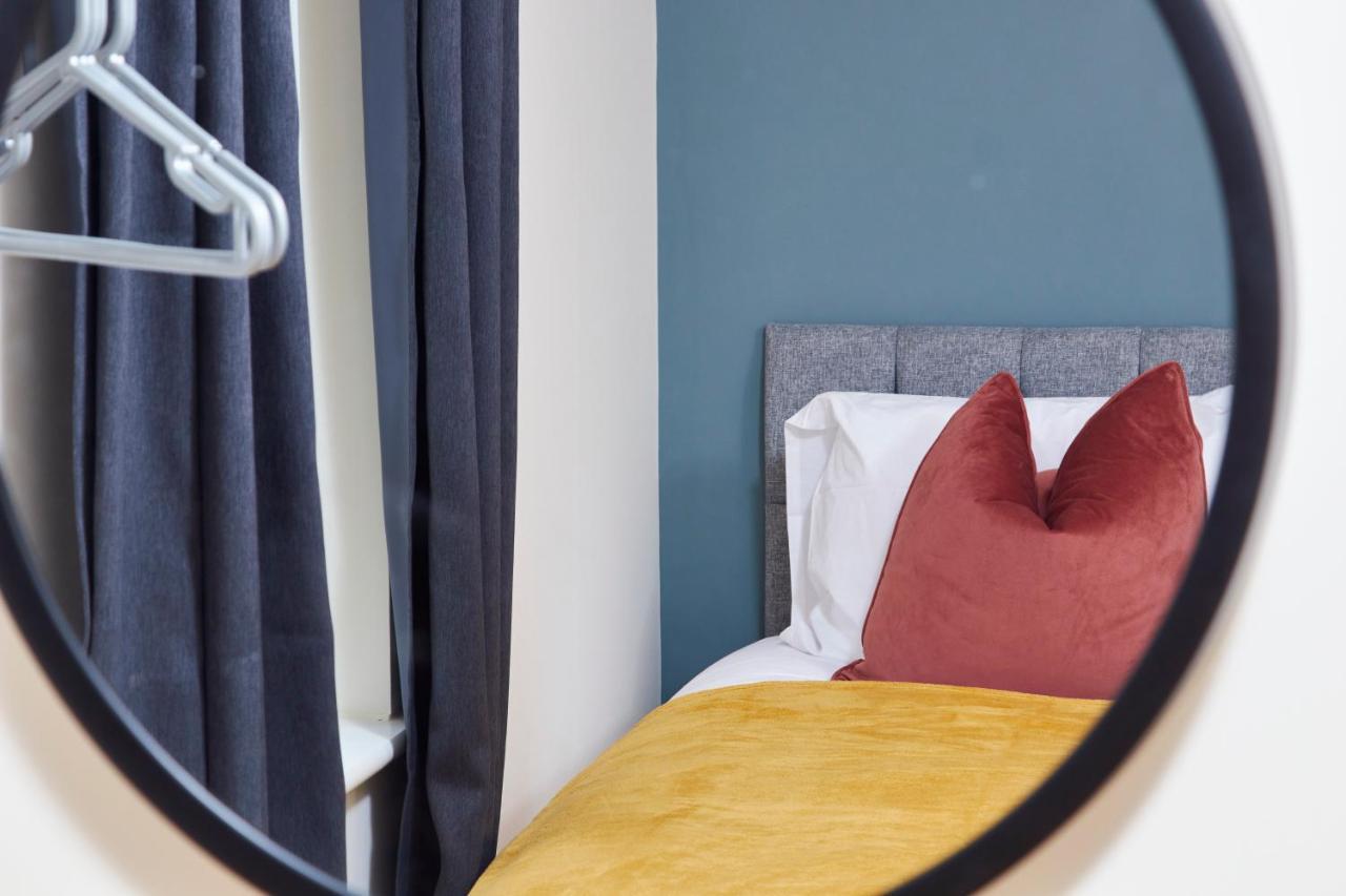 Superb 3Br House In Coventry Sleeps 9 W/Parking别墅 外观 照片