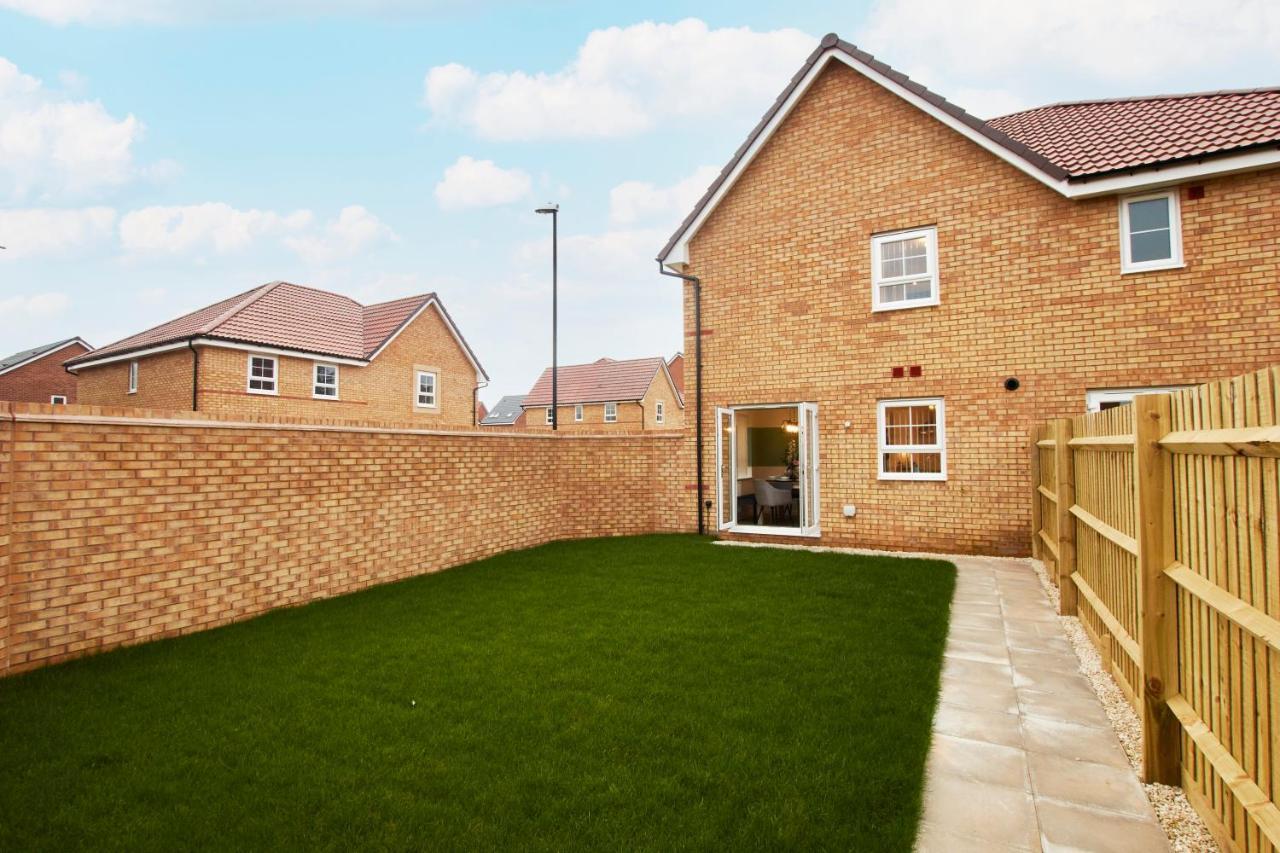 Superb 3Br House In Coventry Sleeps 9 W/Parking别墅 外观 照片